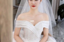眉山兼职做婚纱模特(婚纱兼职模特雇用)