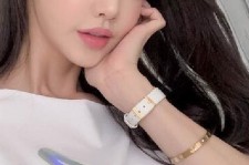 眉山全国在线兼职女伴游联系人(富婆中介2717281818)