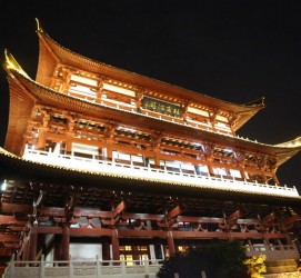 眉山长沙旅游攻略(长沙旅游攻略景点必去长沙美食街)