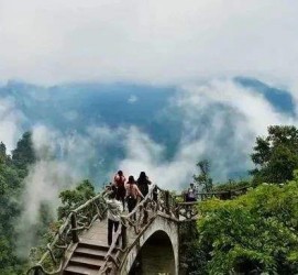 眉山二日游(二日游旅游攻略)