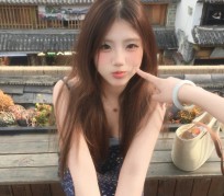 眉山伴游女生 | 周雪的资料