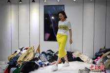 眉山兼职模特试衣服(兼职做试衣模特好吗)