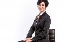眉山私人伴游招聘 全国各地文旅局长“集体出道”为家乡代言 浙江开化百万年薪招聘导游登上热搜 高频出