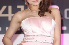 眉山包罗成人女星的词条