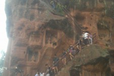 眉山乐山旅游攻略(乐山旅游攻略自由行路线推荐)