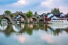 眉山上海旅游攻略(上海旅游攻略手抄报)
