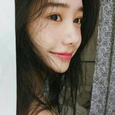 眉山伴游女生苏浅夏的资料