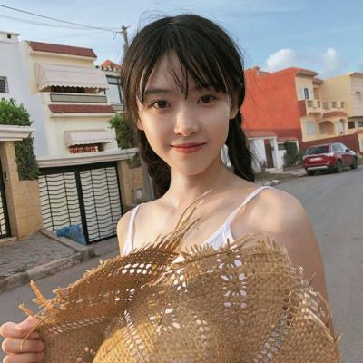 眉山伴游女生李梓萱的资料
