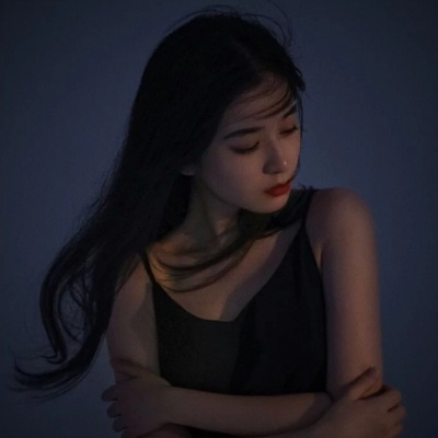 眉山伴游女生谢悦悦的资料