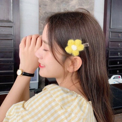 眉山伴游女生黄丽娜的资料