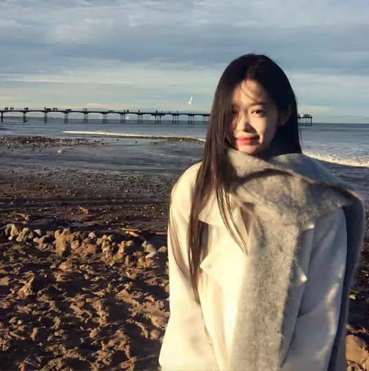 眉山伴游女生周晓婷的资料?