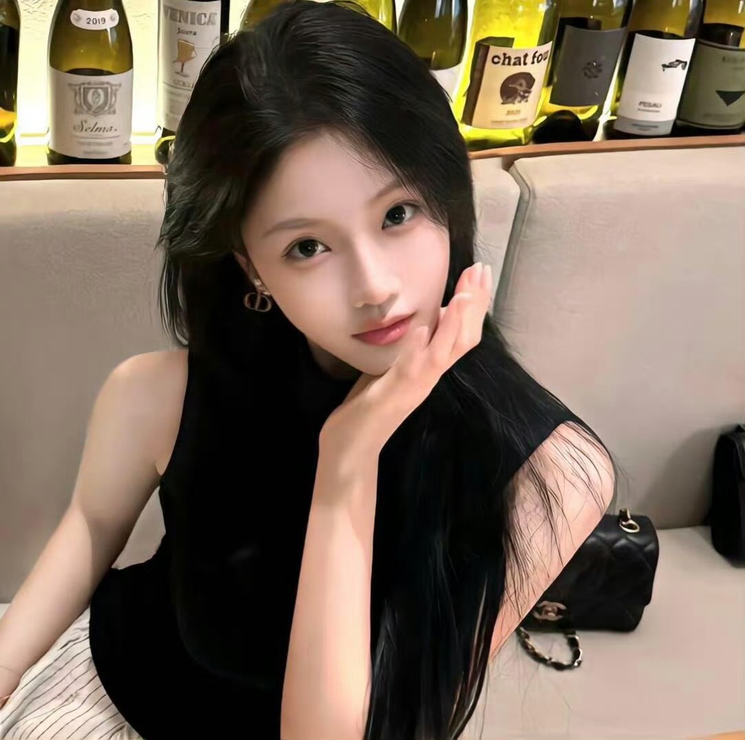 眉山伴游女生阚梦蕊的资料