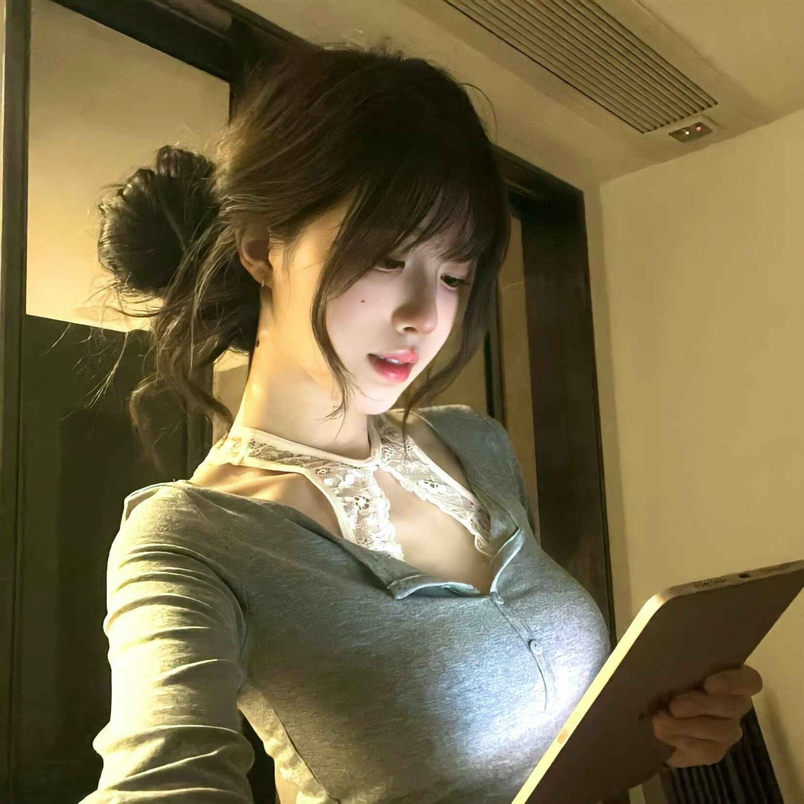 眉山伴游女生 | 索菲亚·王 (Sophia Wang)的资料
